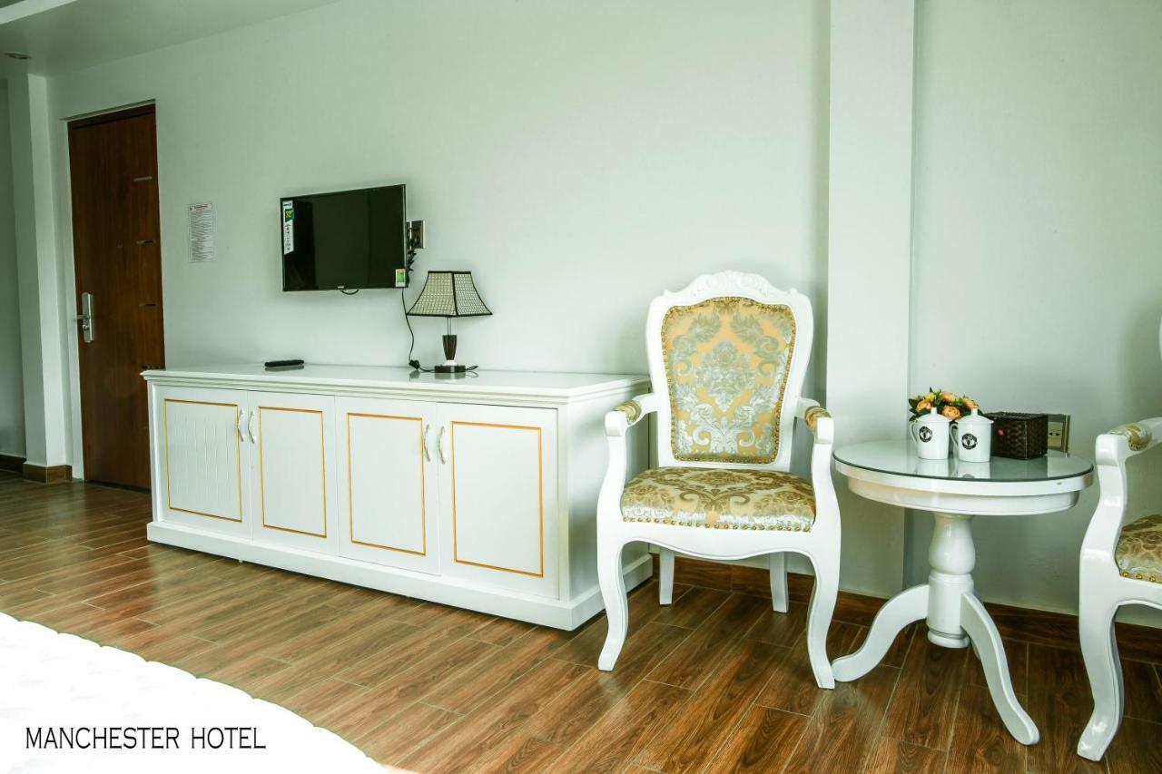Manchester Hotel Ха Лонг Екстериор снимка